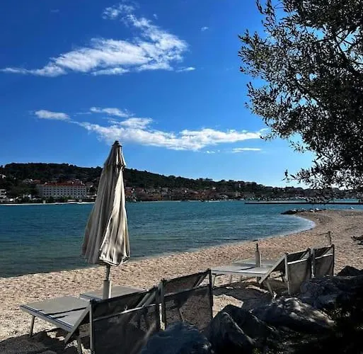 Vali 2 Apartman Trogir